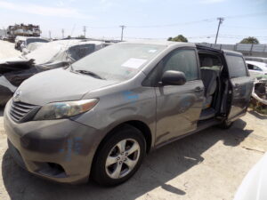 2011 Toyota Sienna 2WD Auto (S6), 4 cyl, 2.7 L [Bumper Assembly, Front]